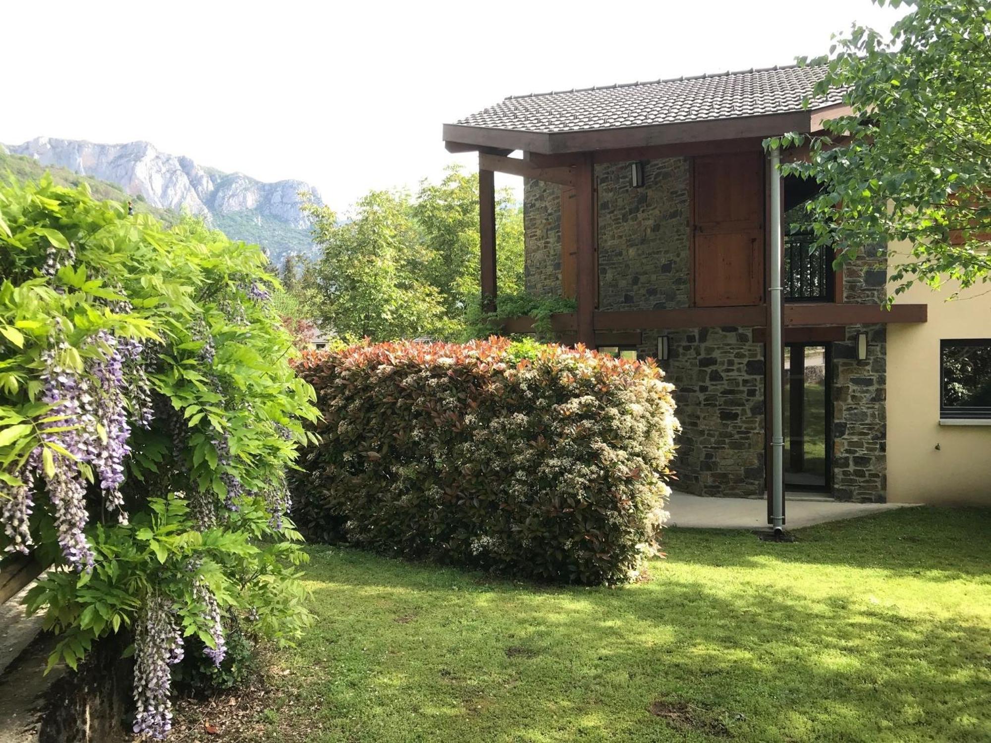 Villa Les Granges De Leo Aston Exterior foto
